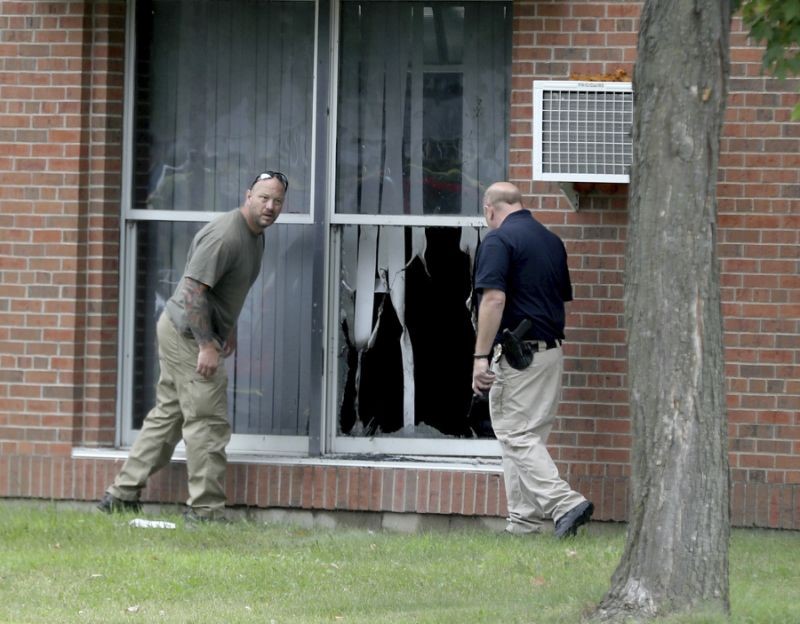 Police confirm Minnesota mosque was attacked, FBI takes lead
