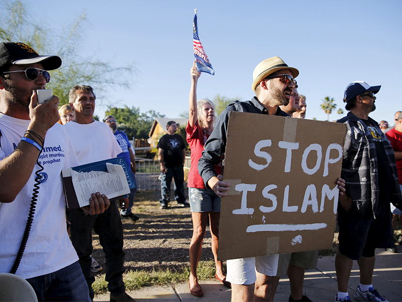 “Fear kills freedom”: New study shows political rhetoric fuels bigotry against Muslims
